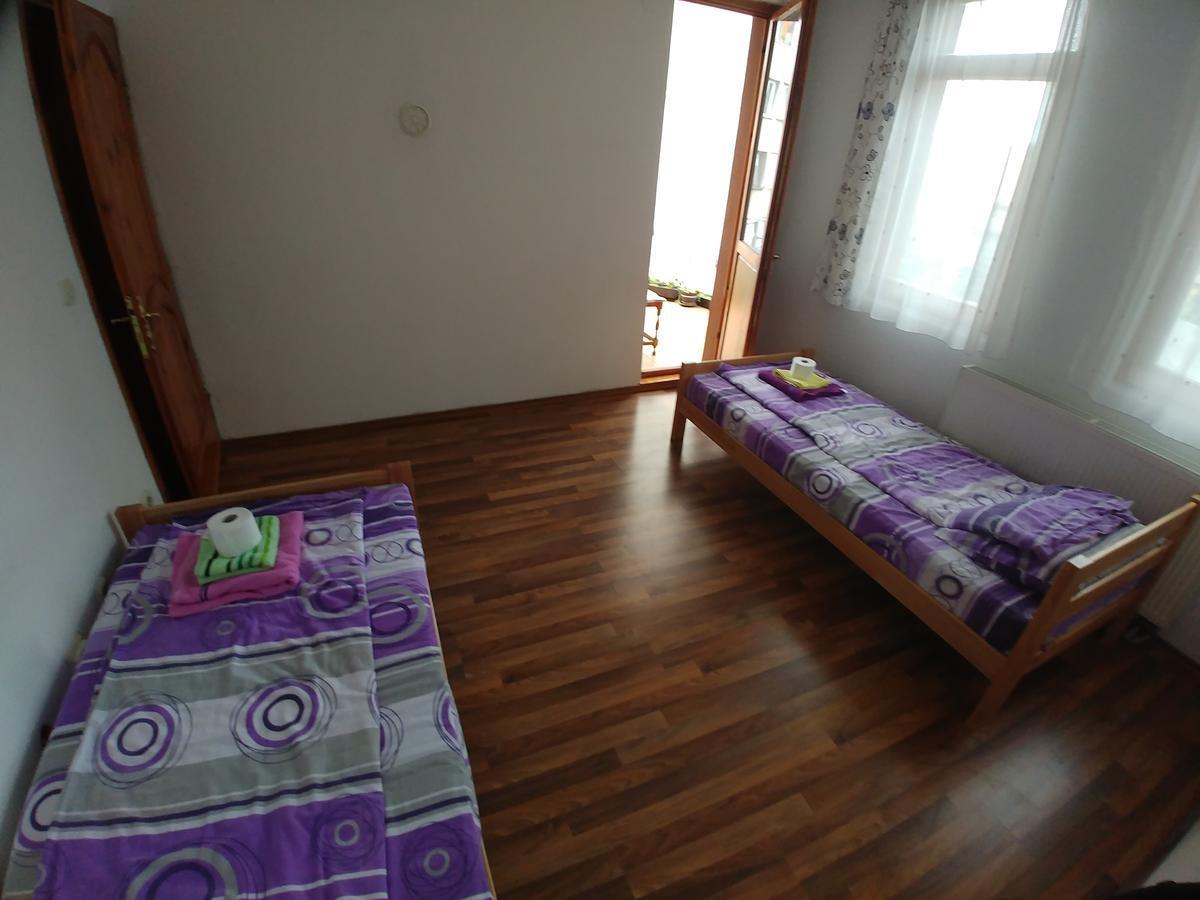 Guesthouse Ljubicica SJJ Esterno foto