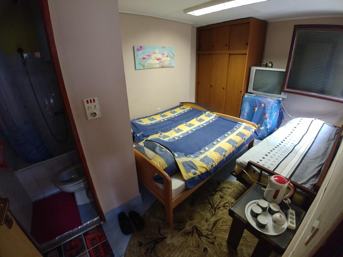 Guesthouse Ljubicica SJJ Esterno foto