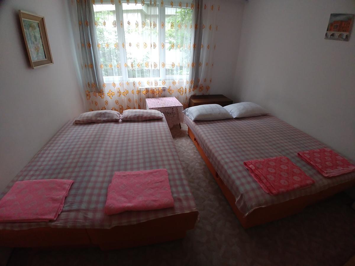 Guesthouse Ljubicica SJJ Esterno foto