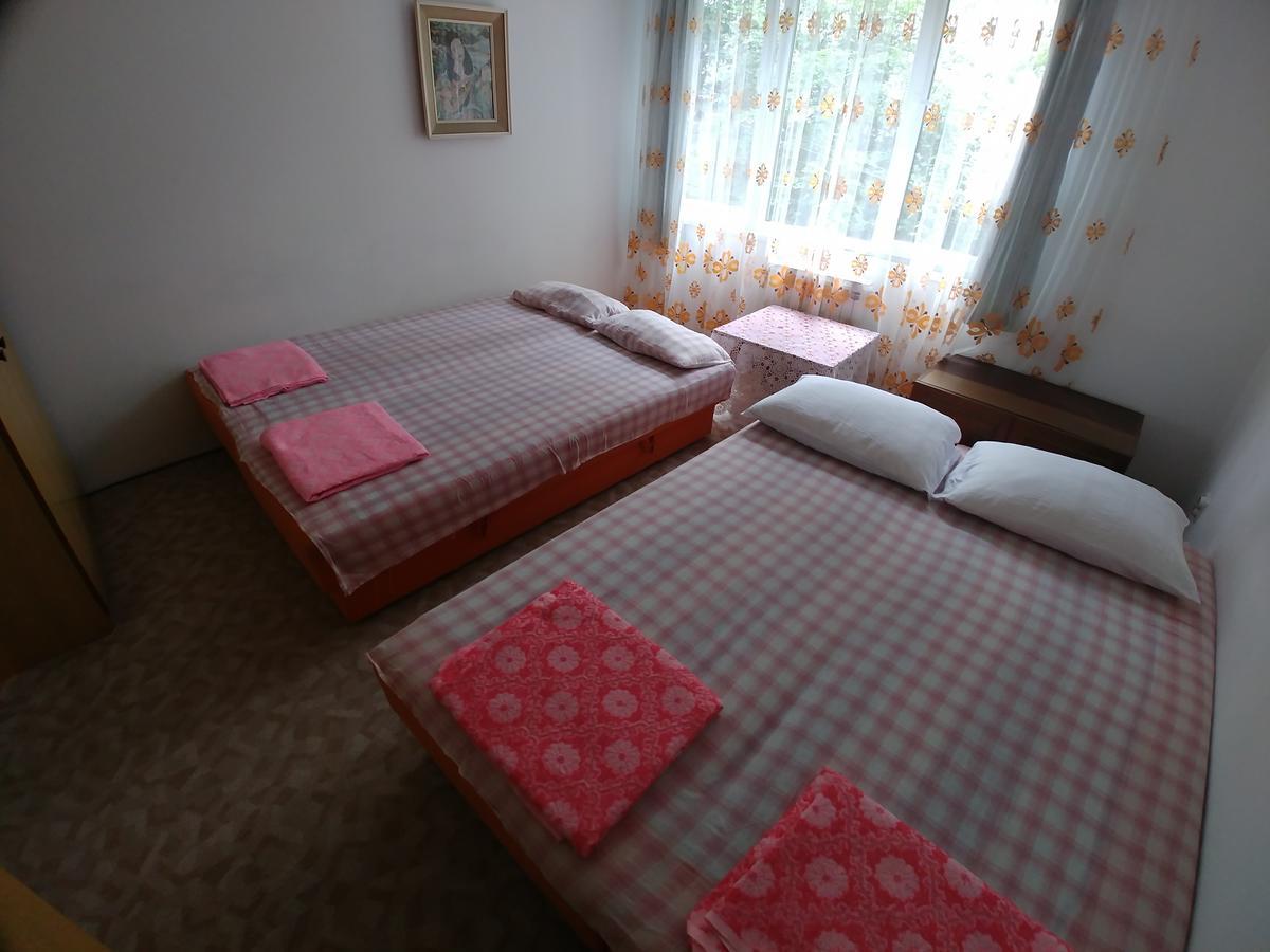 Guesthouse Ljubicica SJJ Esterno foto